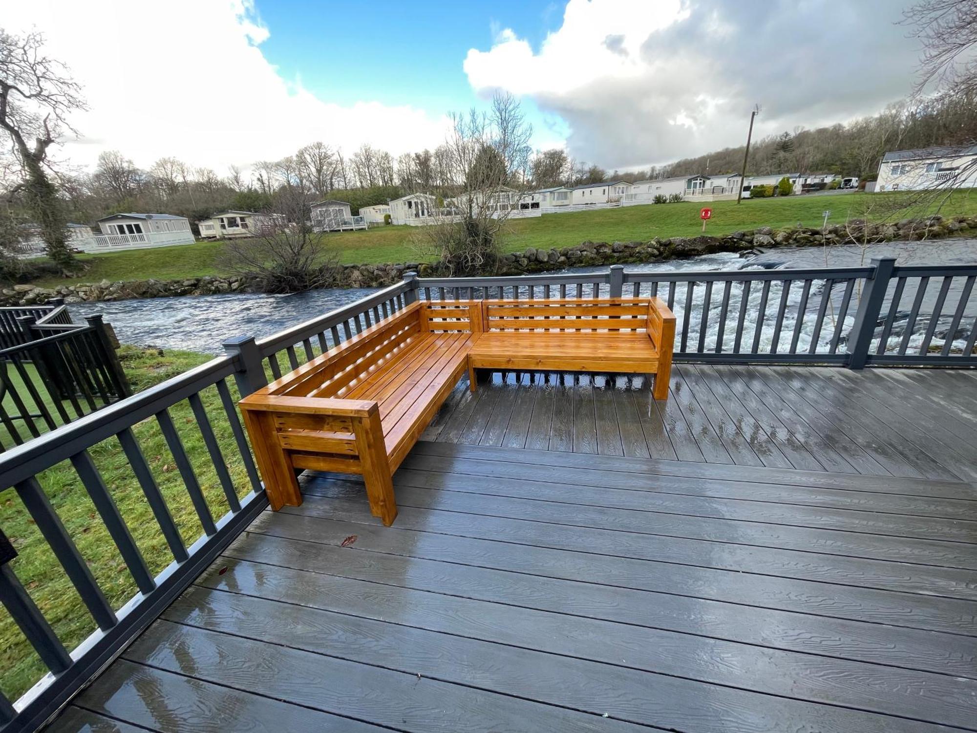 Stunning 3 Bed Riverside Cabin In Snowdonia Caeathro Ngoại thất bức ảnh